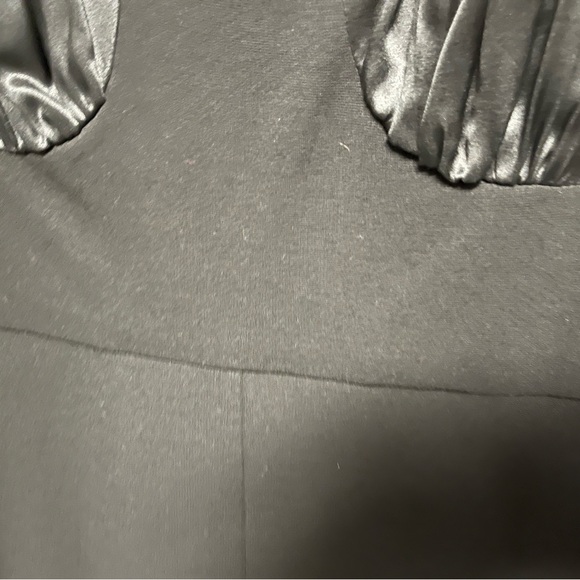 Muse Black Sheath Dress Long Sleeve Scoop Neck - Picture 3 of 4